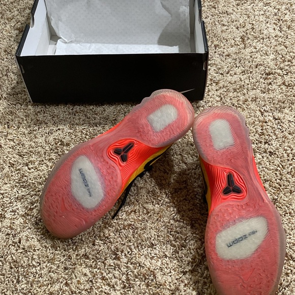 Nike zoom Kobe Venomenon 5 - Picture 4 of 5